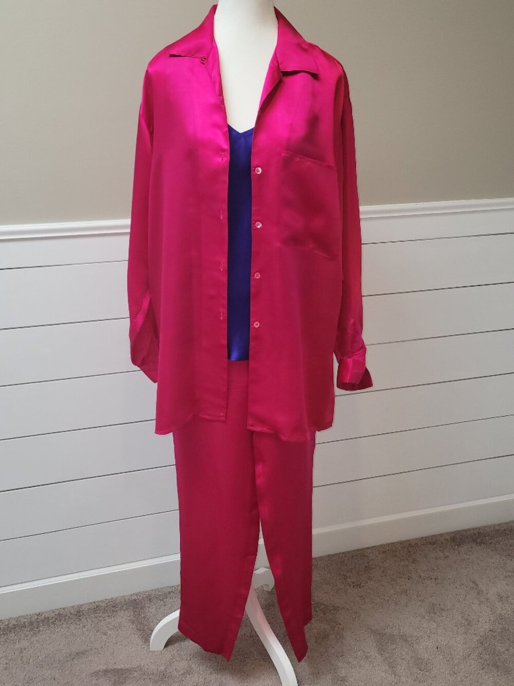 100% Silk Set Raspberry Colored Jacket & Pants with Violet Shell- Size 8 &6